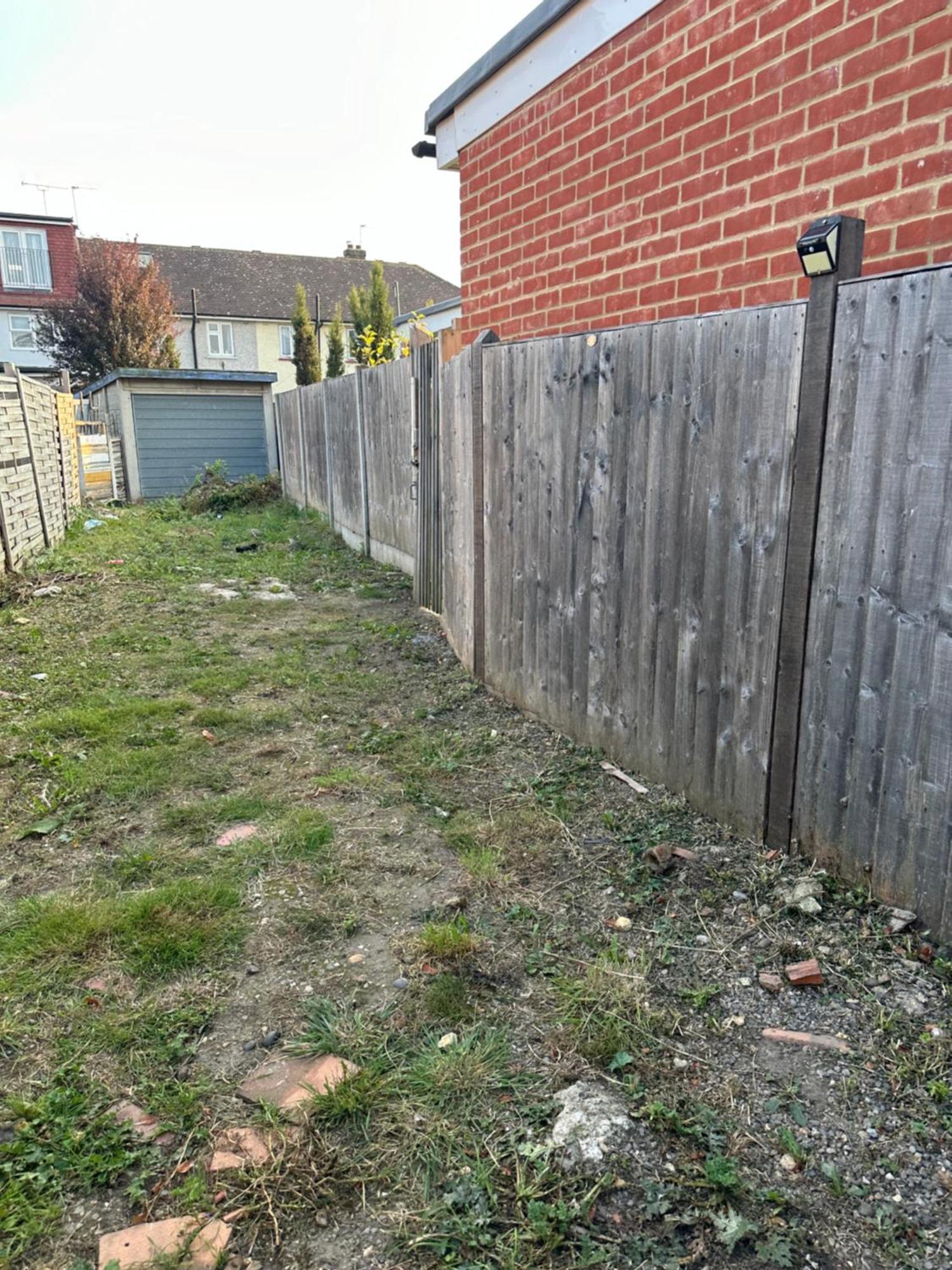 Luxury Ensuite Studio In Crayford Dartford Bexley London With Full Kitchen And Side Garden Alleyway Entrance Erith 외부 사진